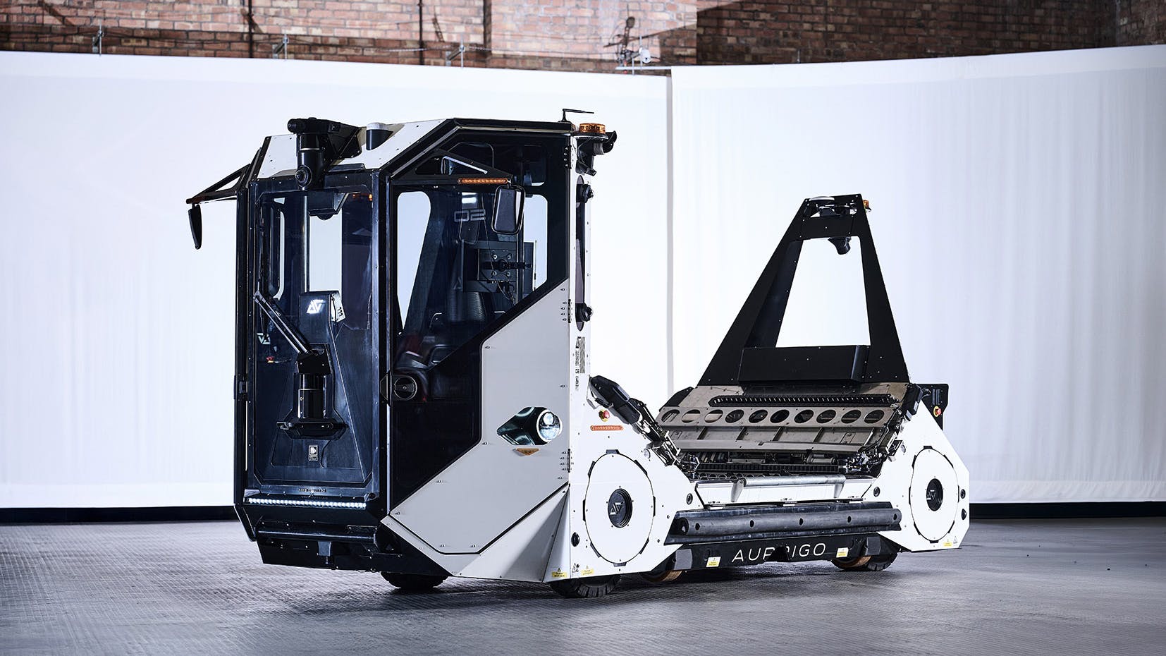 689c90bb7a555b808bbfcfda Autodollytug 2025