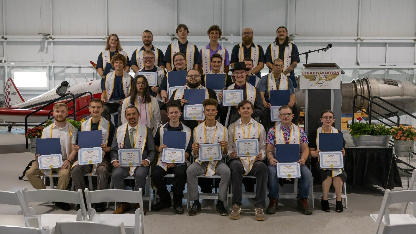 689e0e02564e320c7a82aa17 Download