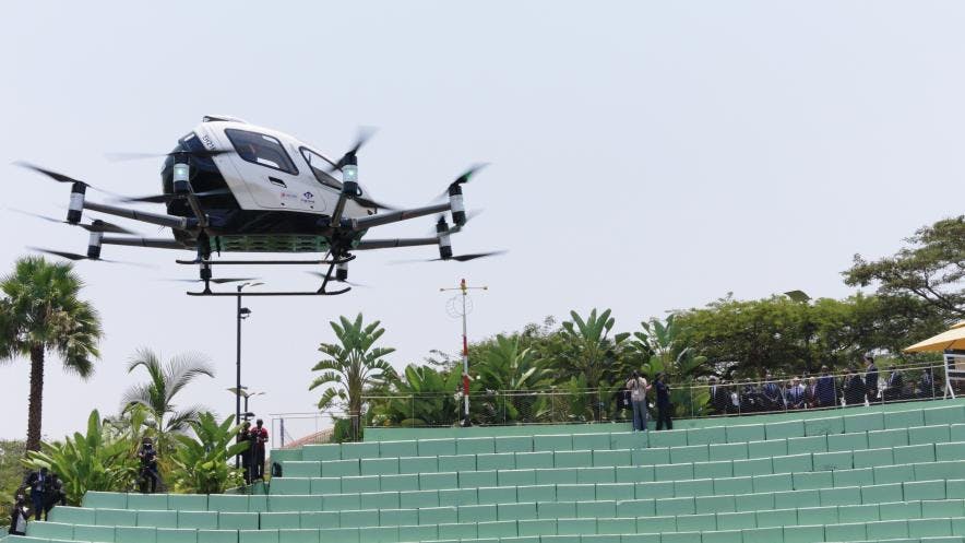 68bed766dbb6a90ec734e71e Rwandanpresidentpaulkagameministerofinfrastructure