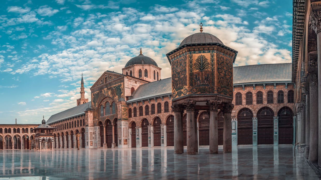 68d15067c007df14b303d772 Photo