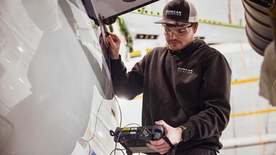 68e90d499cf87c38e7870993 Duncanaviationmobilendtservices