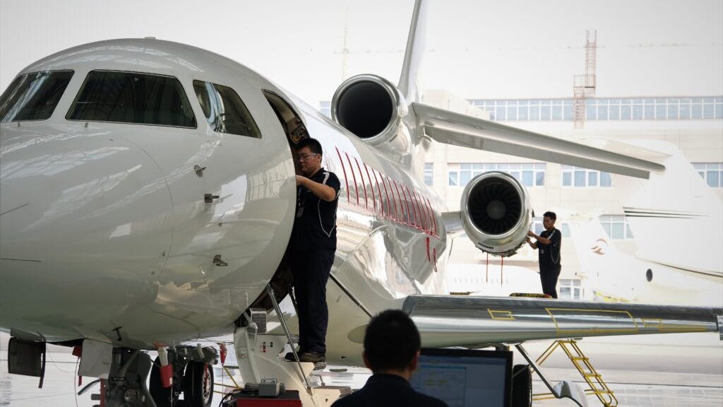 68fa248bb24811abd7f6035a Falconmaintenance1024x683