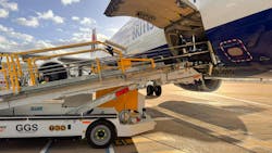 6908c00b0ce90c1964d0b07b Gatwick Ground Services Power Stow Belt Loader 6908c00b0ce90c1964d0b07b Gatwick Ground Services Power Stow Belt Loader