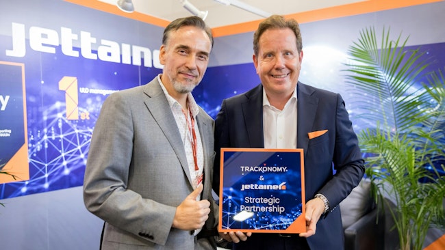 69174685871ca525c3900fe7 Jettainer Trackonomy Photo