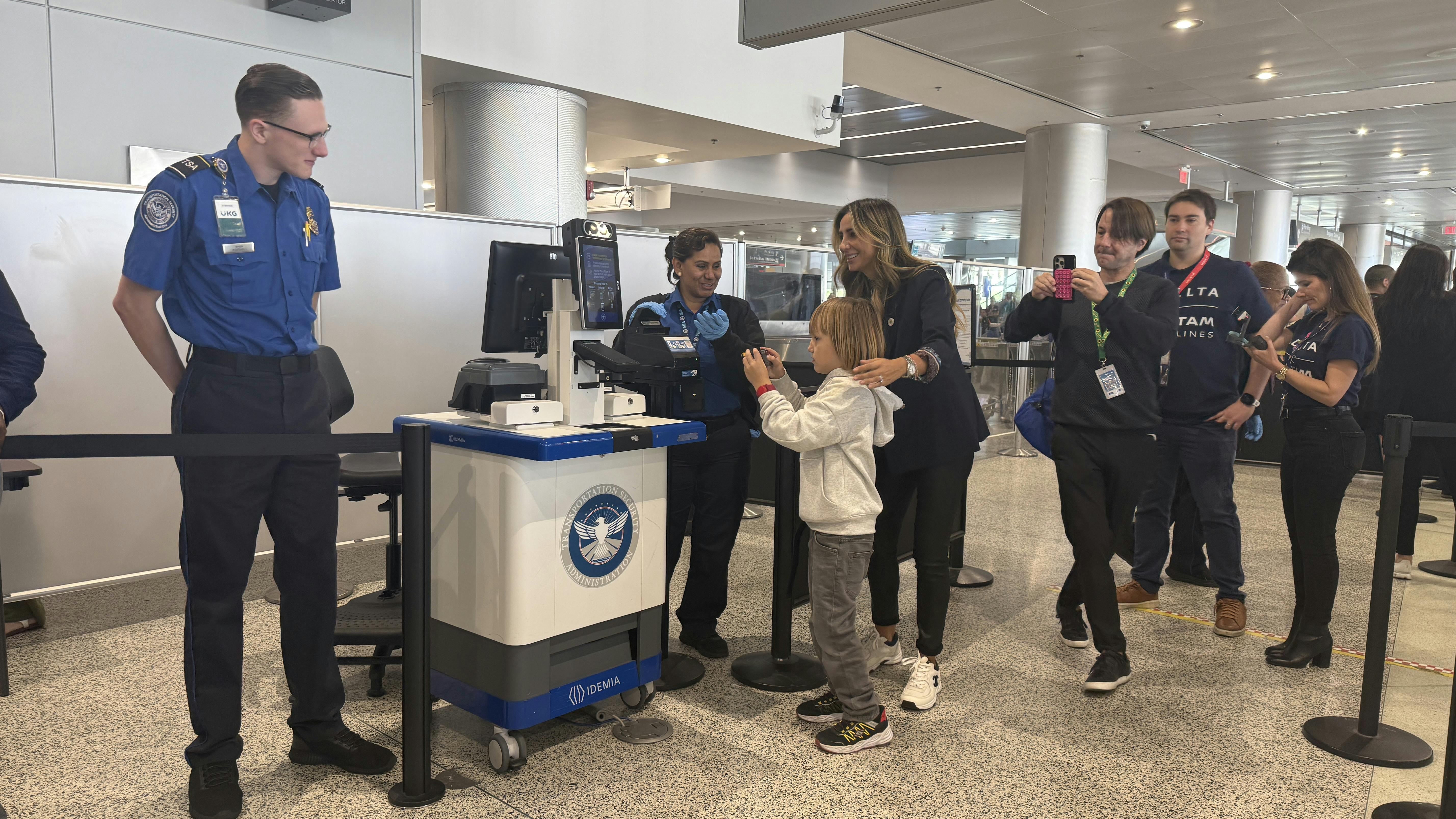 miaair_tour_2025_group_checkpoint