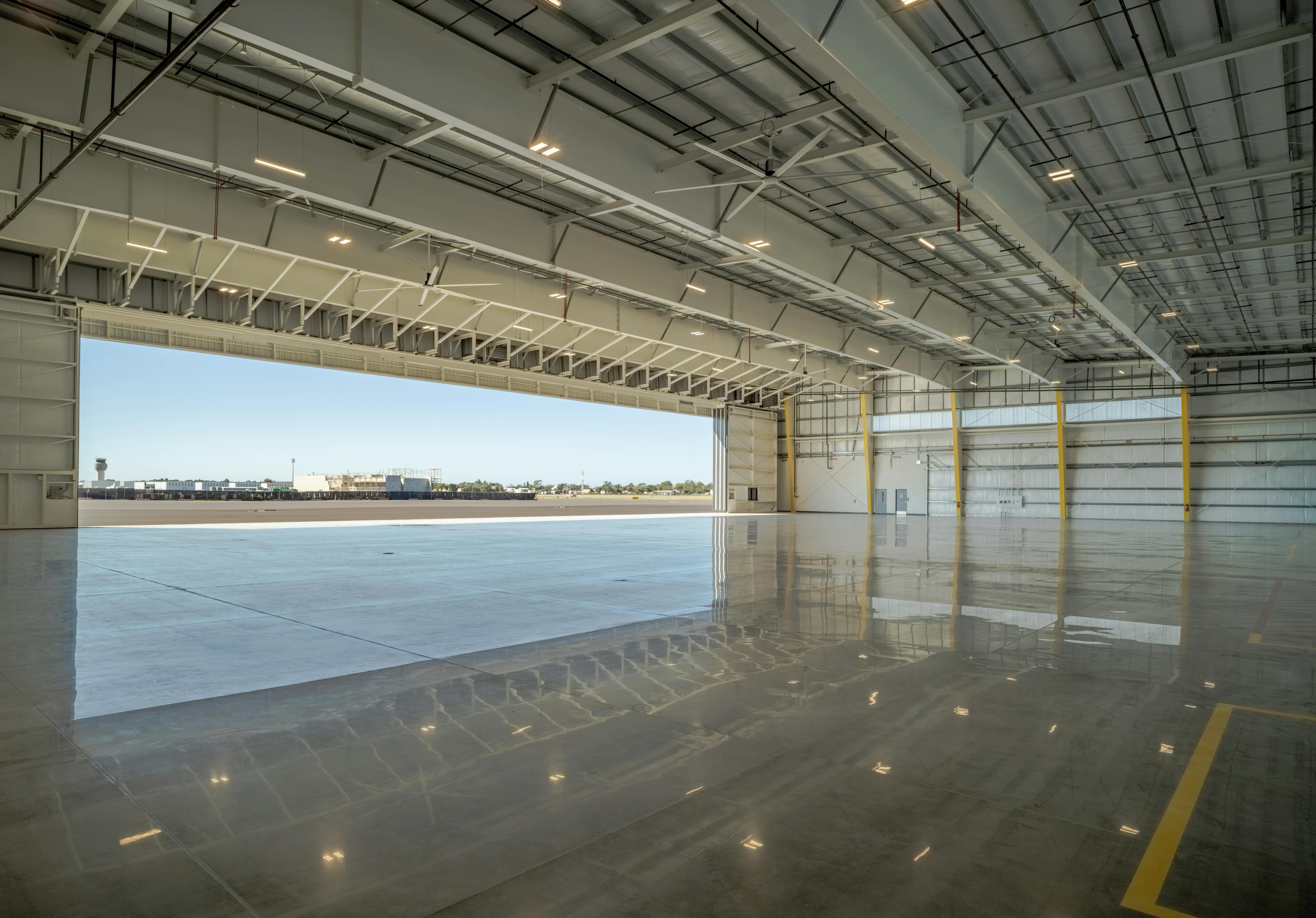 johnson_lauxsheltairfbonorthside_srq13924