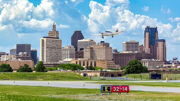 mac_stp_runway_3213_st_paul_skyline_6