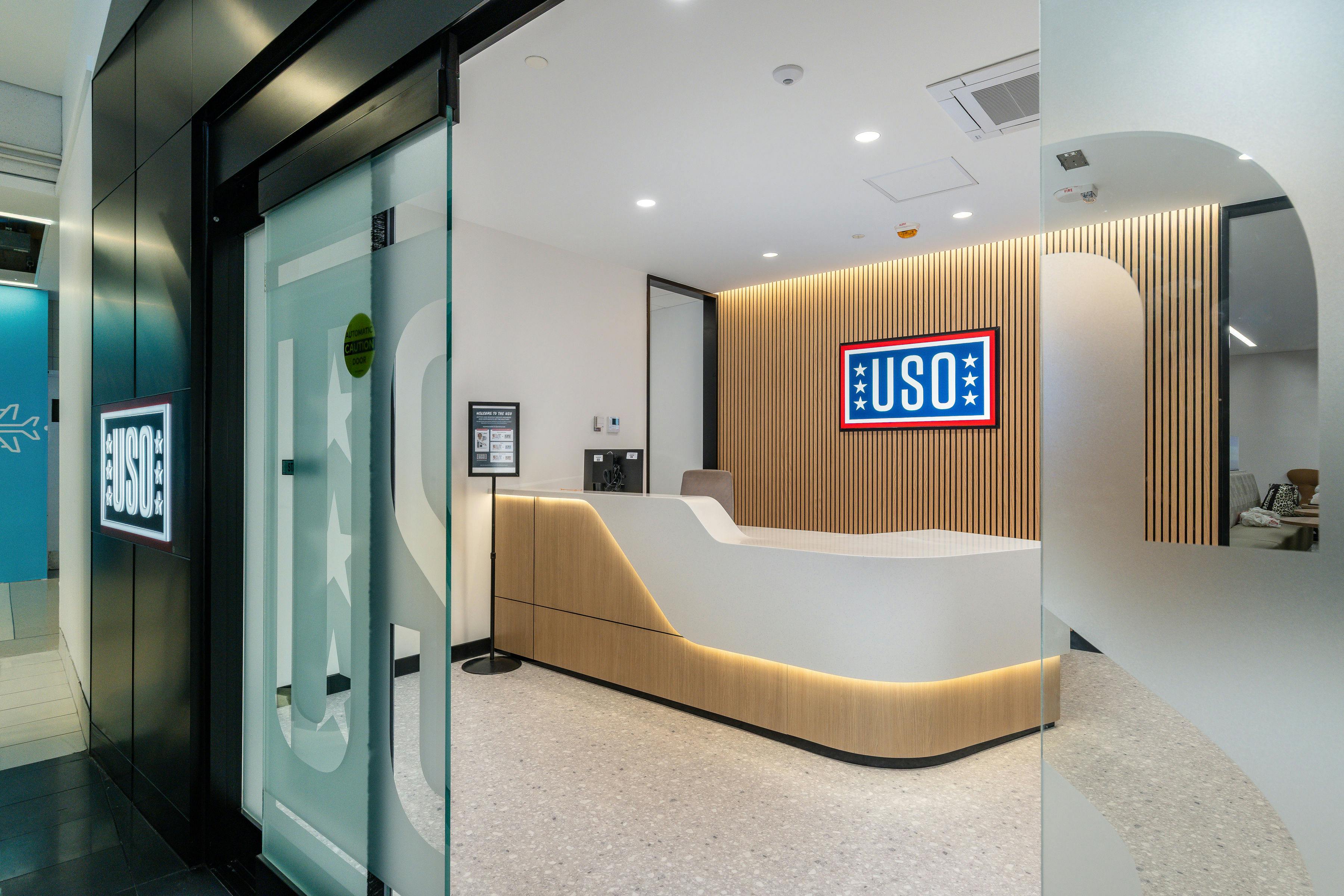 USO Lounge Entrance