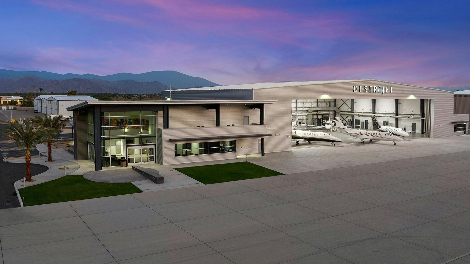 desert_jet_center_ktrm