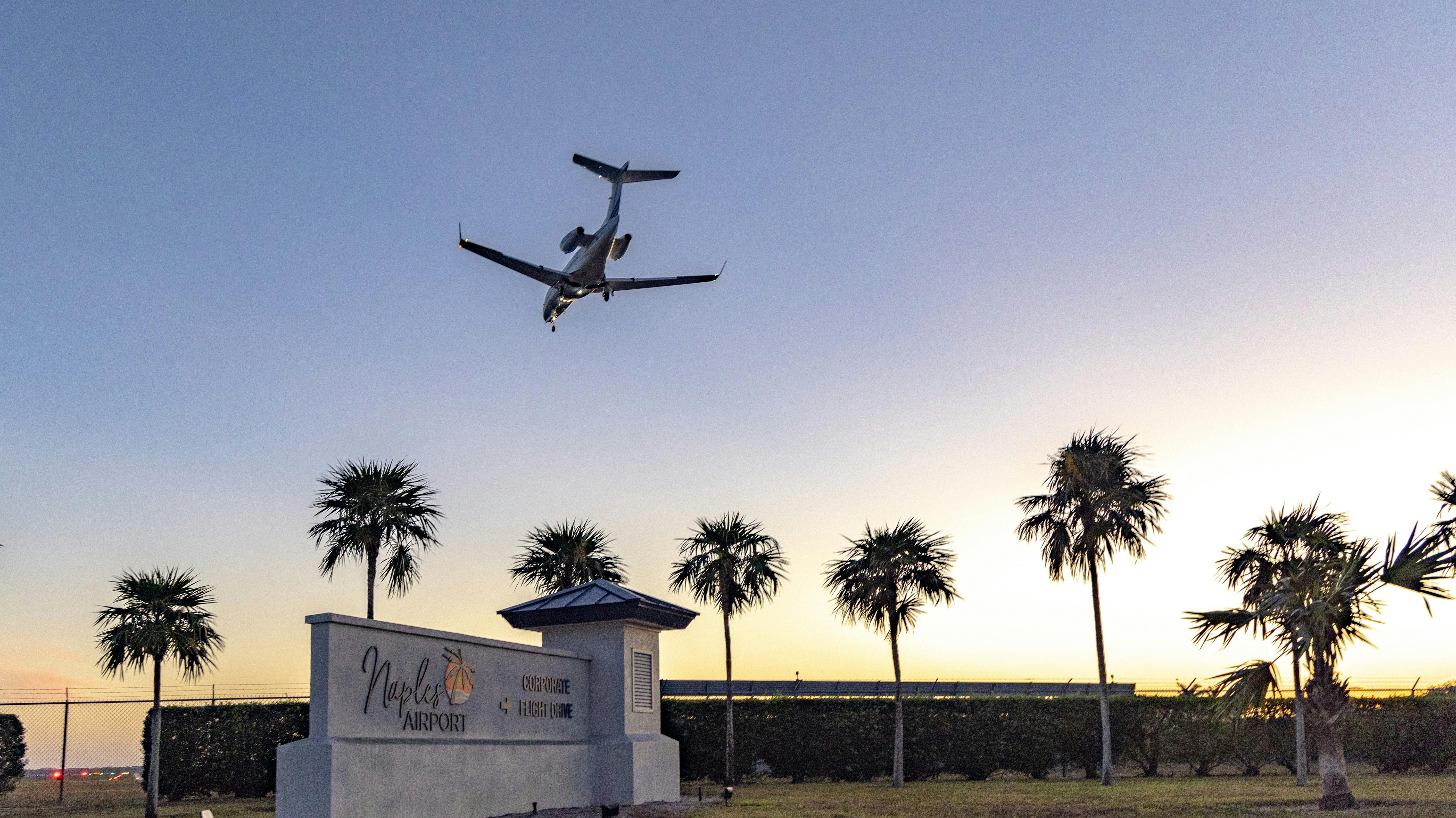 69f50b41142852ae78ff1deb Naples Airport