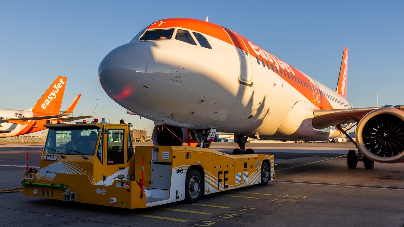 6a16f733d05689574f5acb10 Elektrischetaxiboteasyjet21903x920