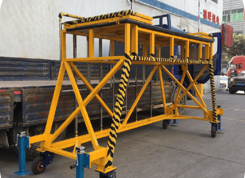 Boeing 787 Wheel Well Maintenance Platform