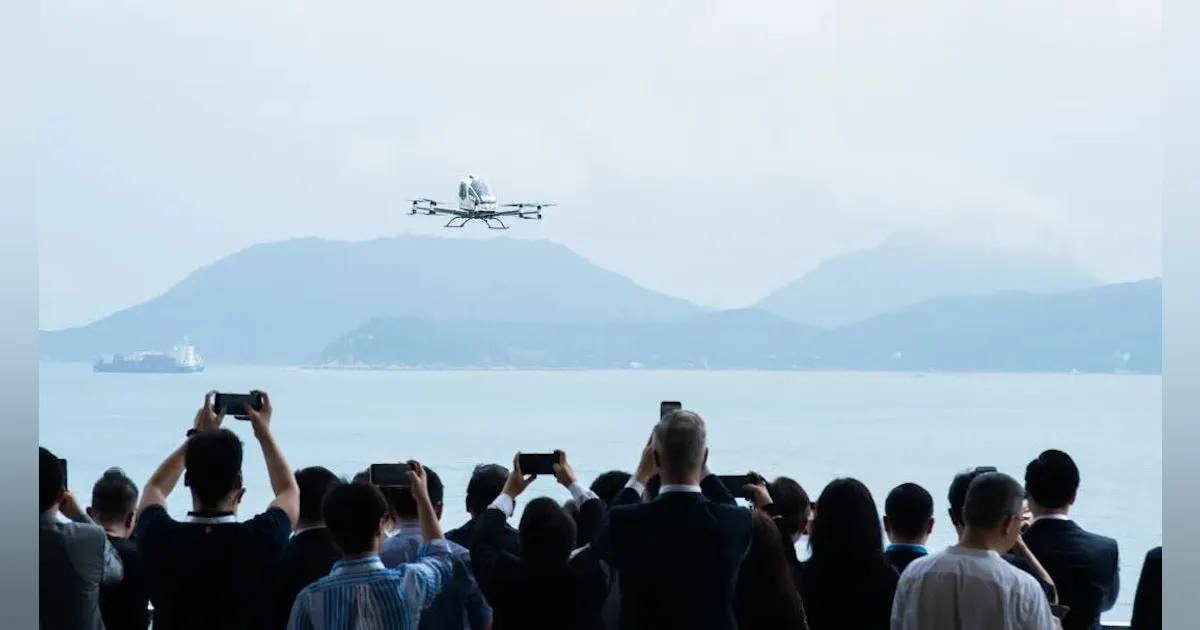 EHang’s EH216-S eVTOL Conducts First Public Flight in Hong Kong