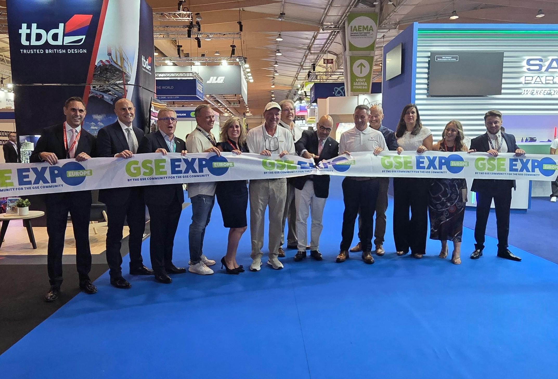 Miguel Pito Luz, Minister of Infrastructure and Housing of Portugal, cuts the ribbon for GSE Expo Europe in Lisbon on Tuesday, Sept. 17.