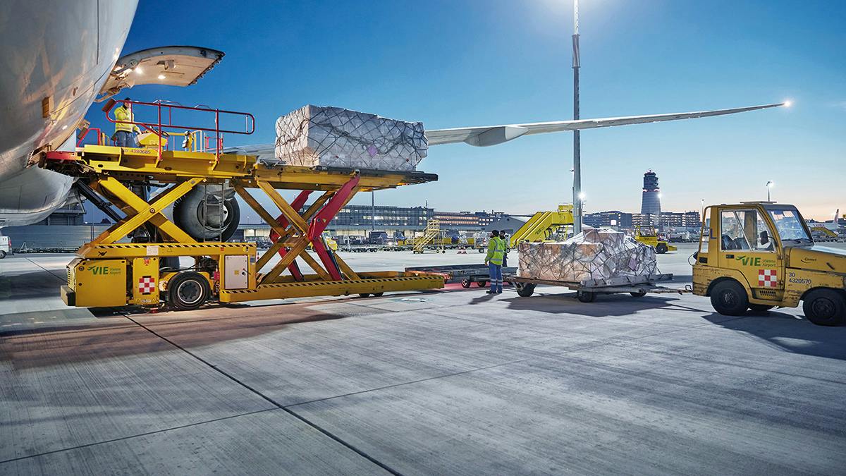 6ada12796678535d40de9865 Vienna Airport 2