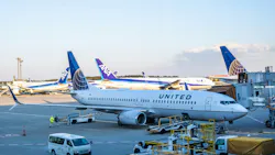 Id 152140519 | Aircraft © Sitthipong Pengjan | Dreamstime